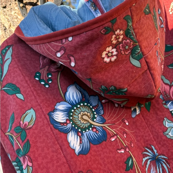 Handmade Quilted Floral Red Women's Jacket - Picture 5 of 10